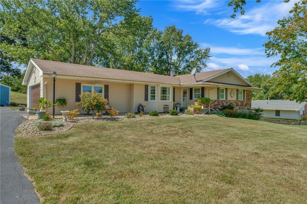 9664 K7 Highway Property Photo 1