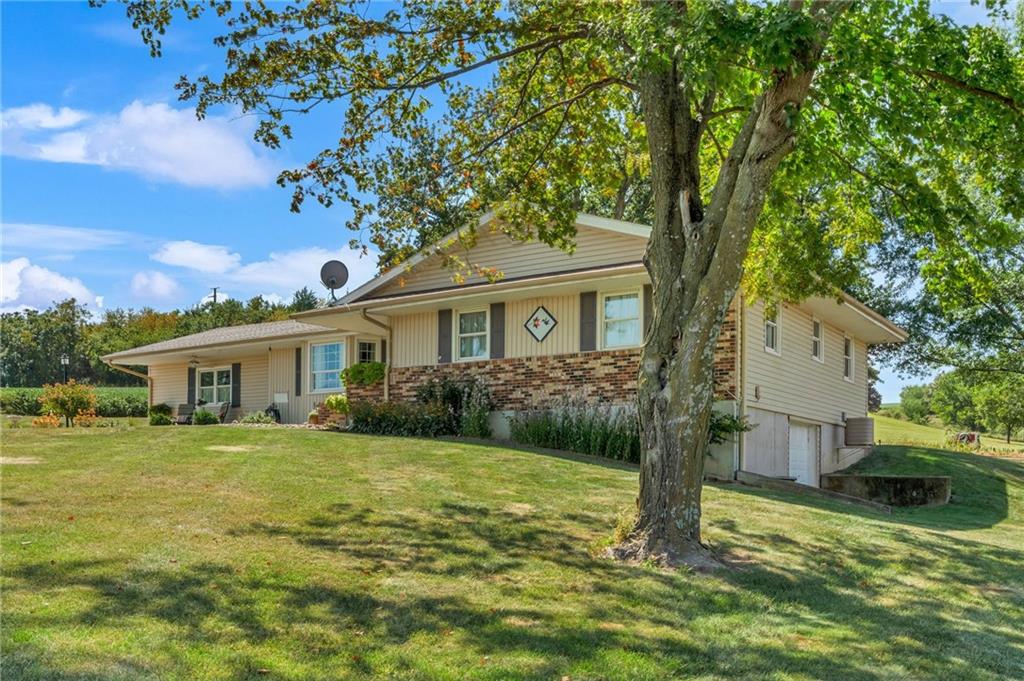 9664 K7 Highway Property Photo 4