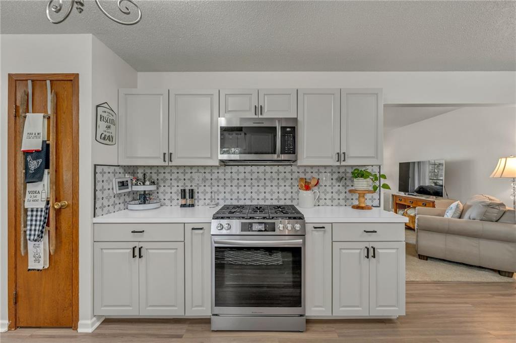 9664 K7 Highway Property Photo 12