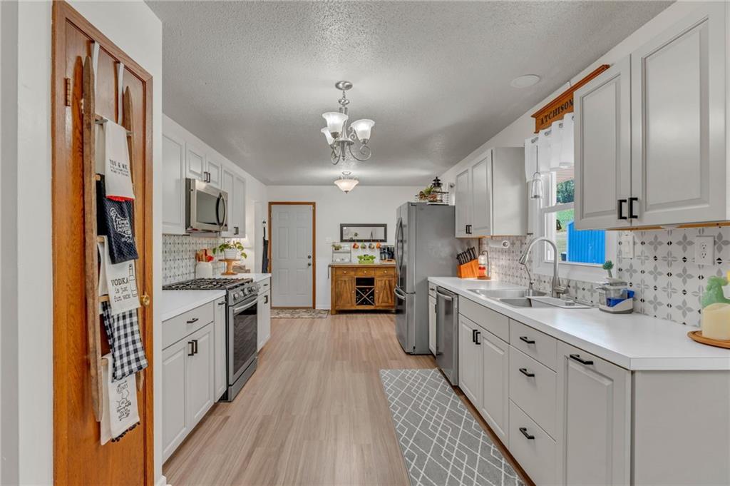 9664 K7 Highway Property Photo 17