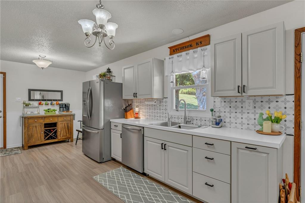 9664 K7 Highway Property Photo 18