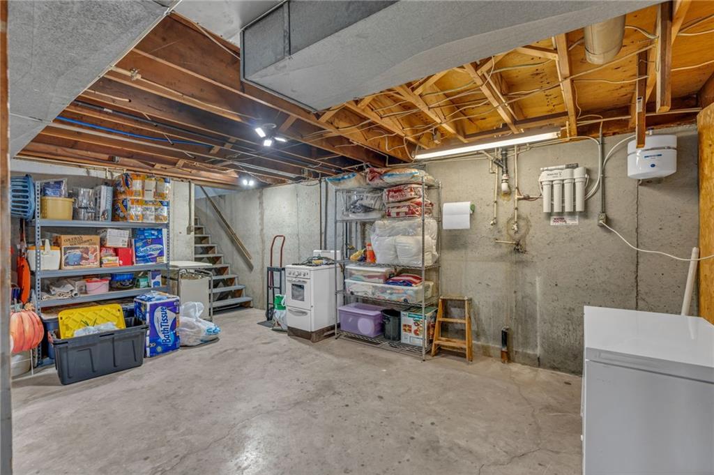 9664 K7 Highway Property Photo 32
