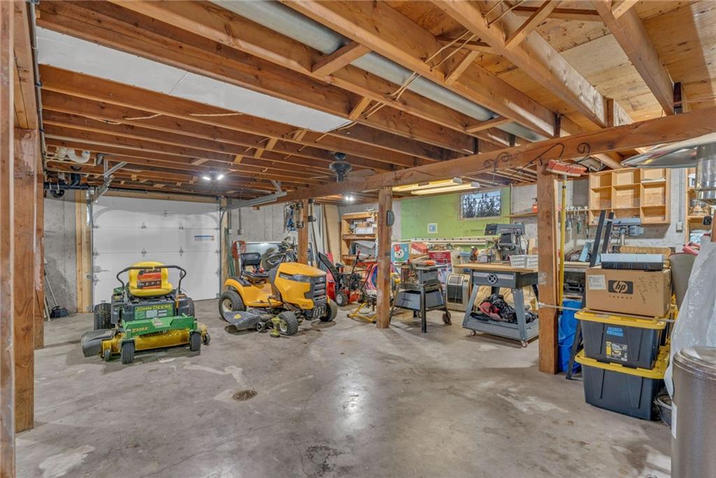 9664 K7 Highway Property Photo 34