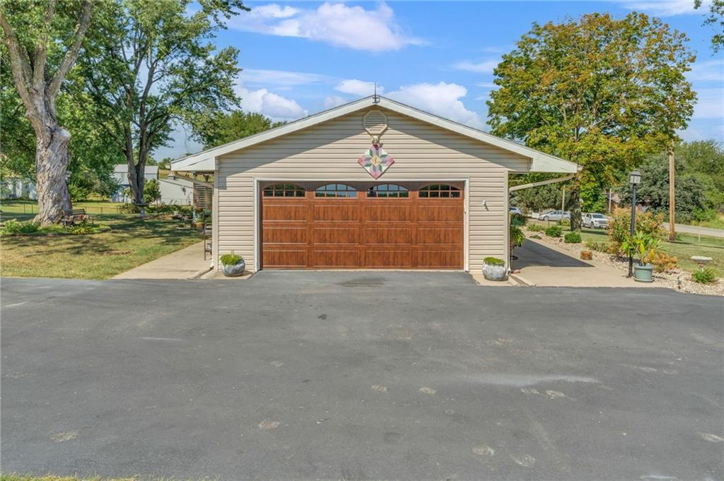 9664 K7 Highway Property Photo 35