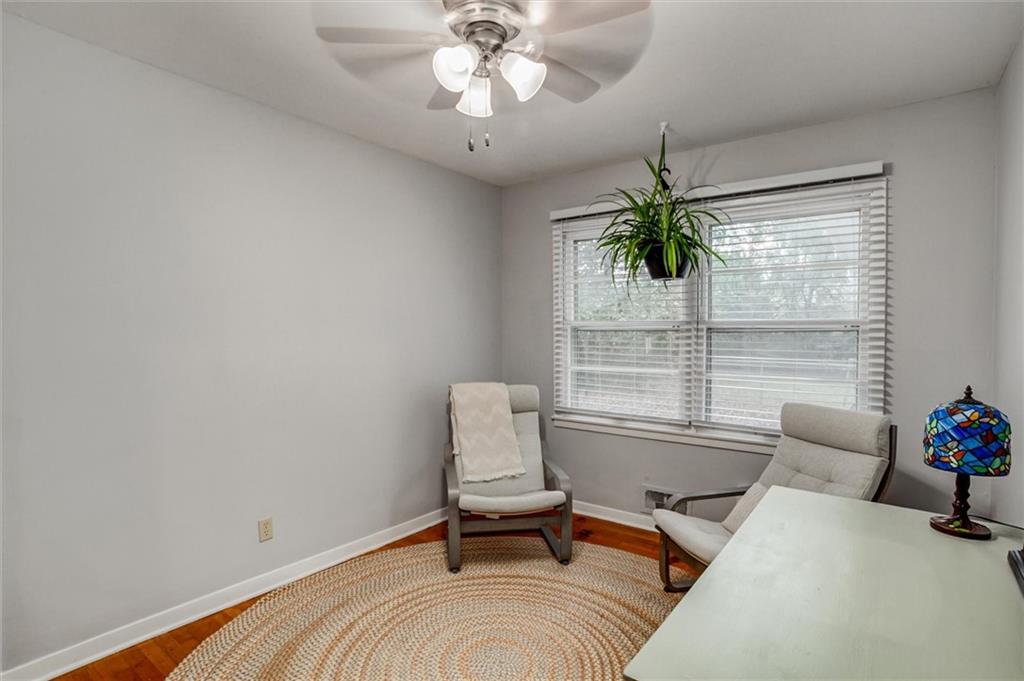1025 E Elm Street Property Photo 14