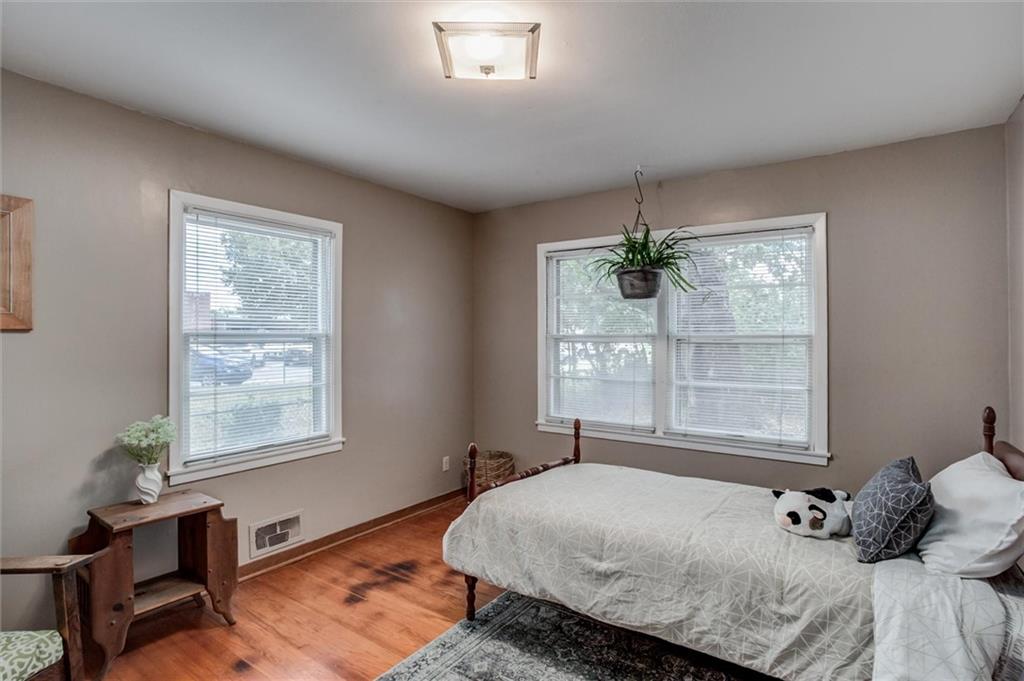 1025 E Elm Street Property Photo 16