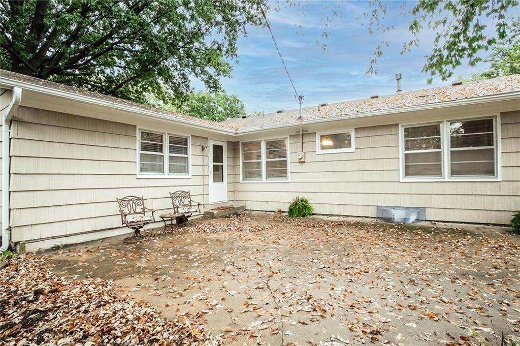 1025 E Elm Street Property Photo 25