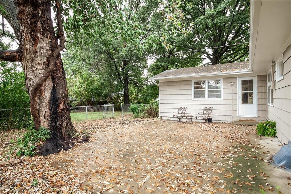 1025 E Elm Street Property Photo 30