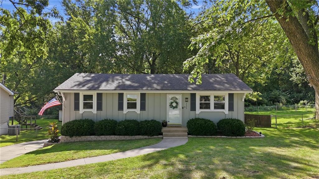 209 Lee Drive Property Photo 1
