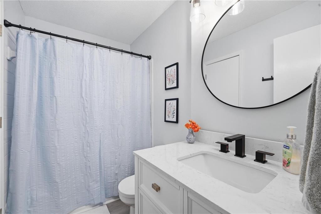 209 Lee Drive Property Photo 15