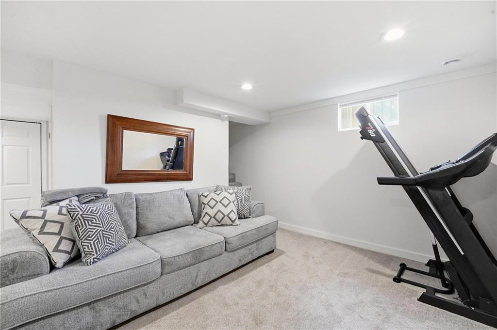 209 Lee Drive Property Photo 21