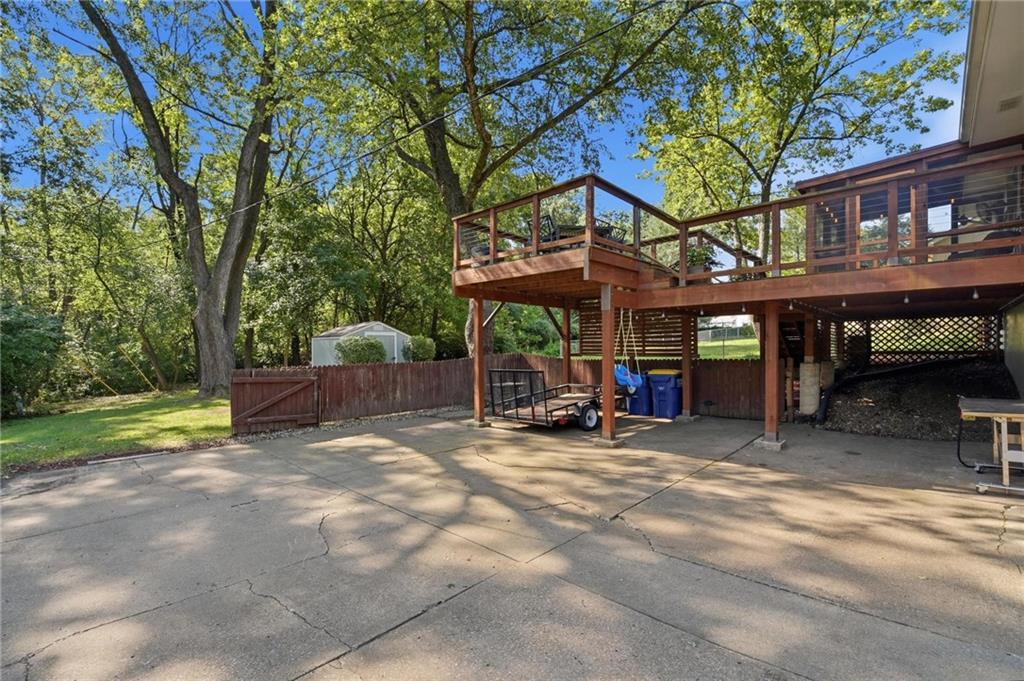209 Lee Drive Property Photo 32