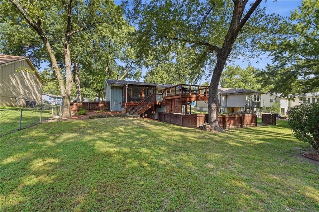 209 Lee Drive Property Photo 37