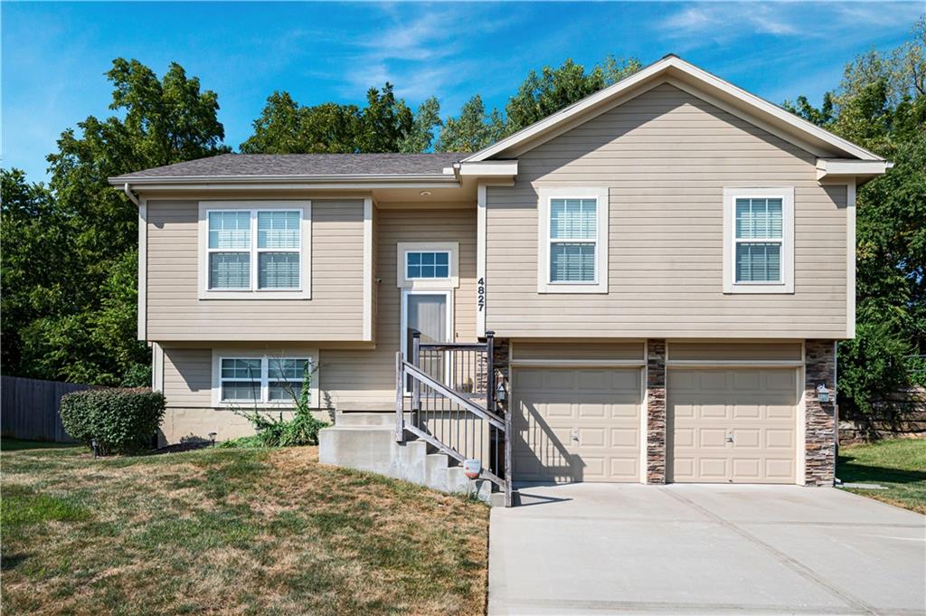4827 Shearer Court Property Photo 1
