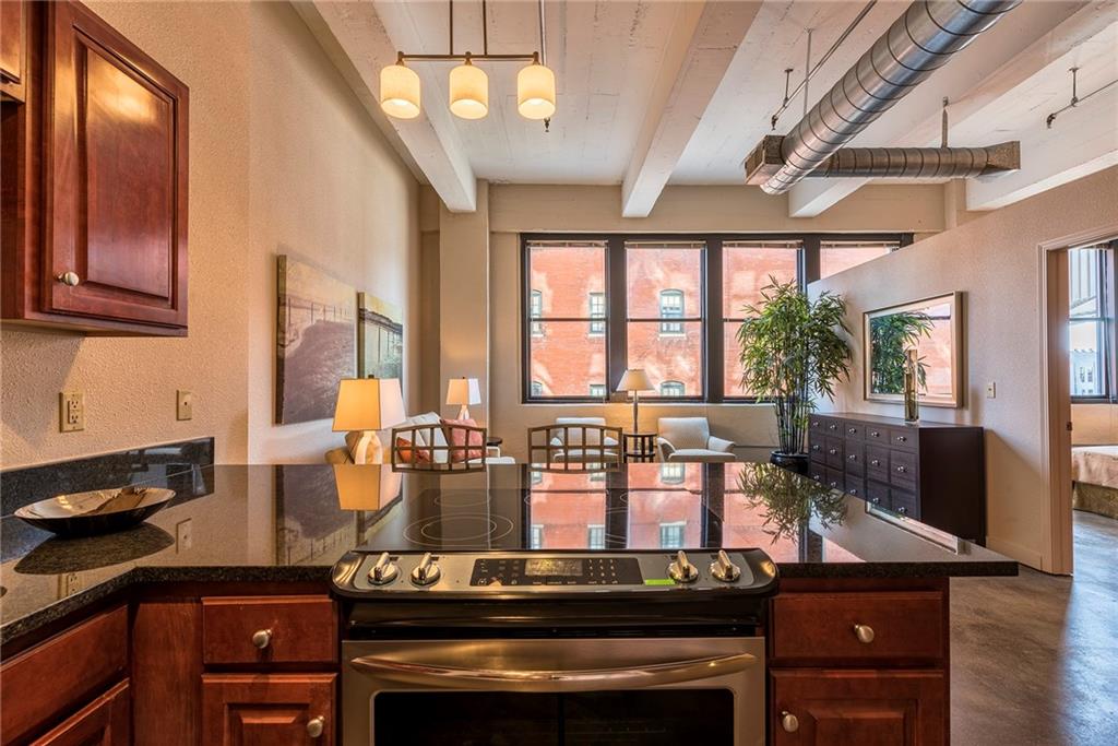 1535 Walnut Street Property Photo 1