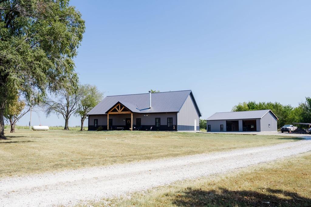 17017 Pratt Road Property Photo 1