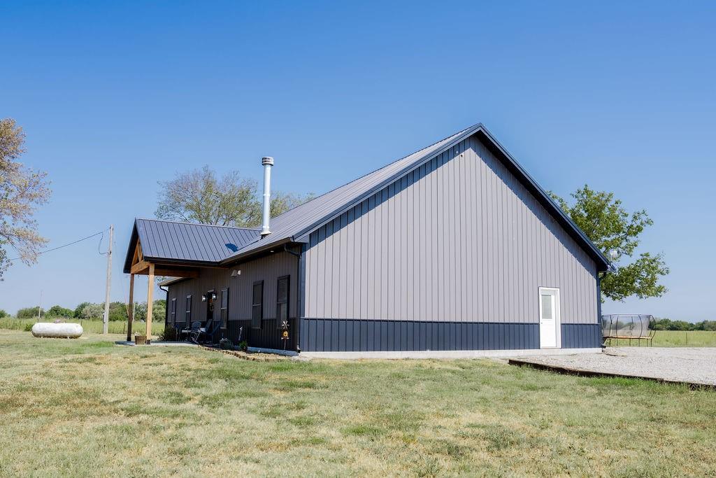 17017 Pratt Road Property Photo 5