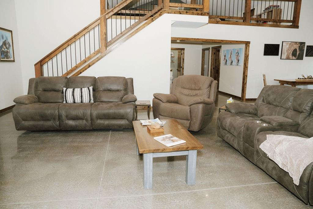 17017 Pratt Road Property Photo 7