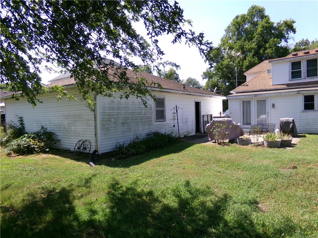 107 N Walnut Street Property Photo 5