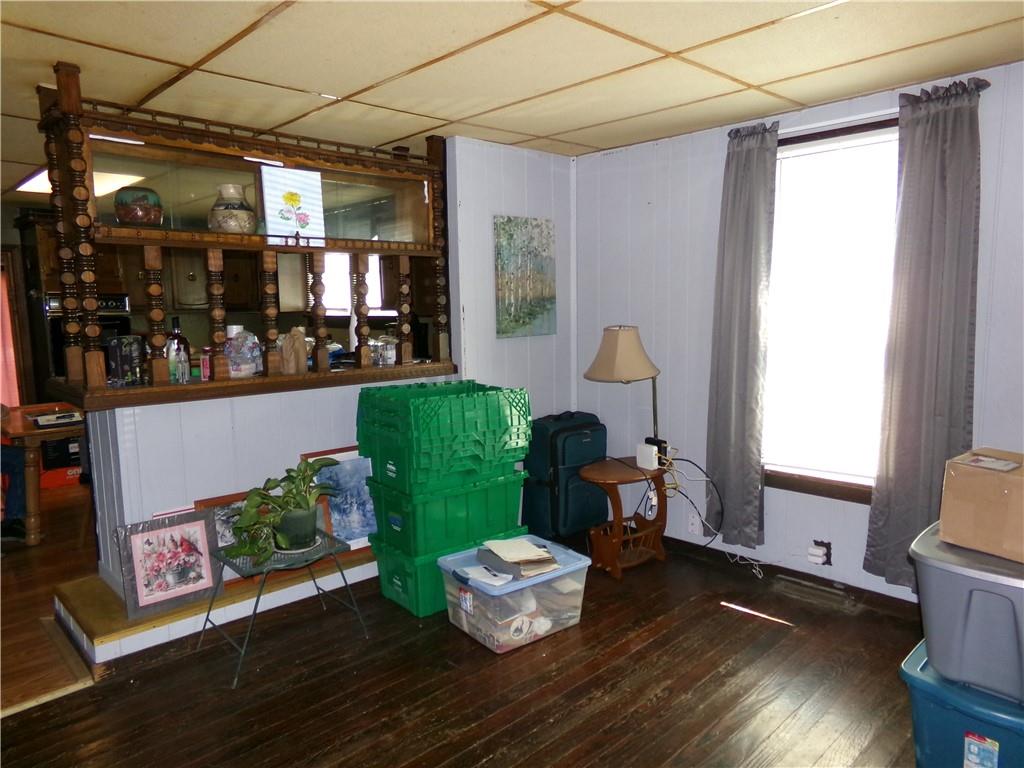 107 N Walnut Street Property Photo 7
