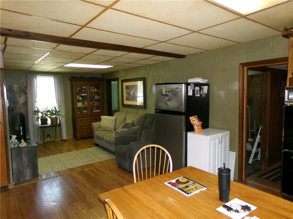 107 N Walnut Street Property Photo 10