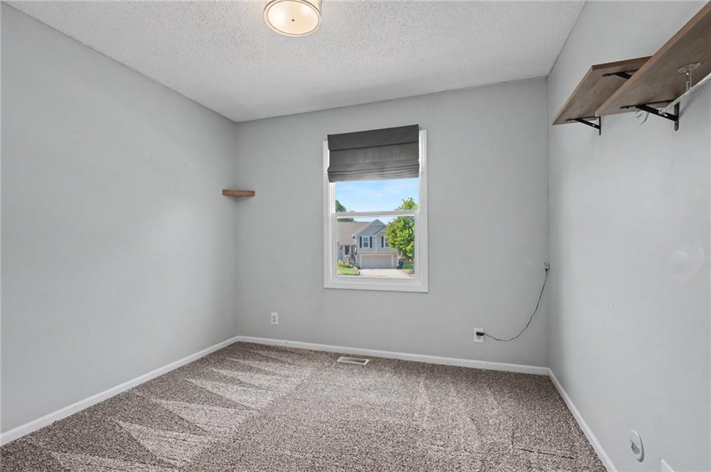 8765 Thompson Drive Property Photo 17