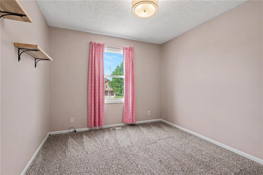 8765 Thompson Drive Property Photo 21