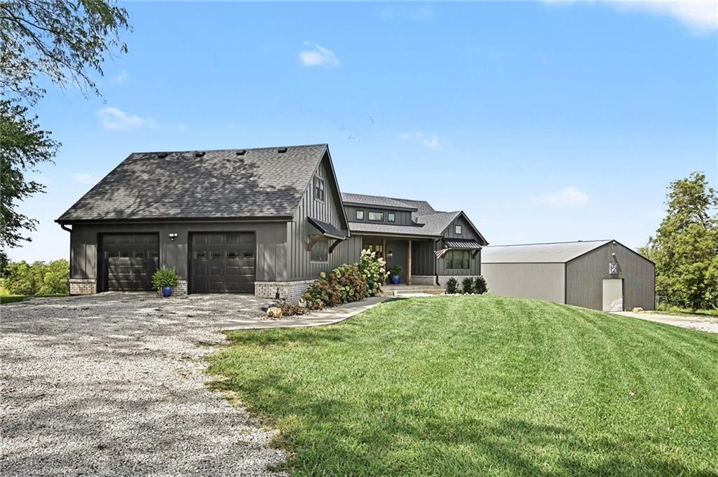 11100 Se E Highway Property Photo 3