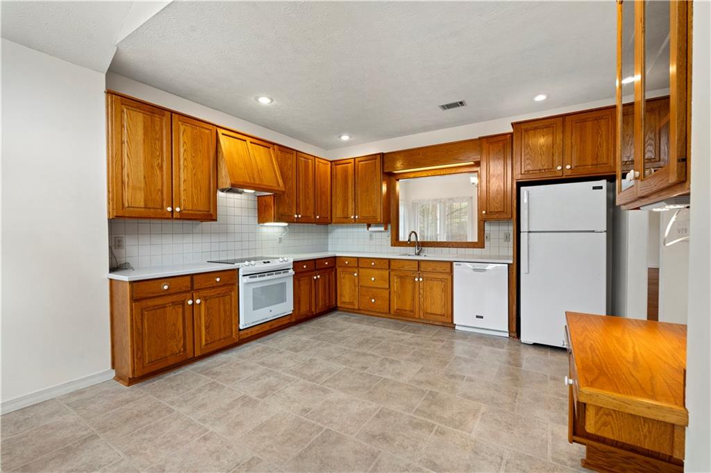522 S Prewitt Street Property Photo 7