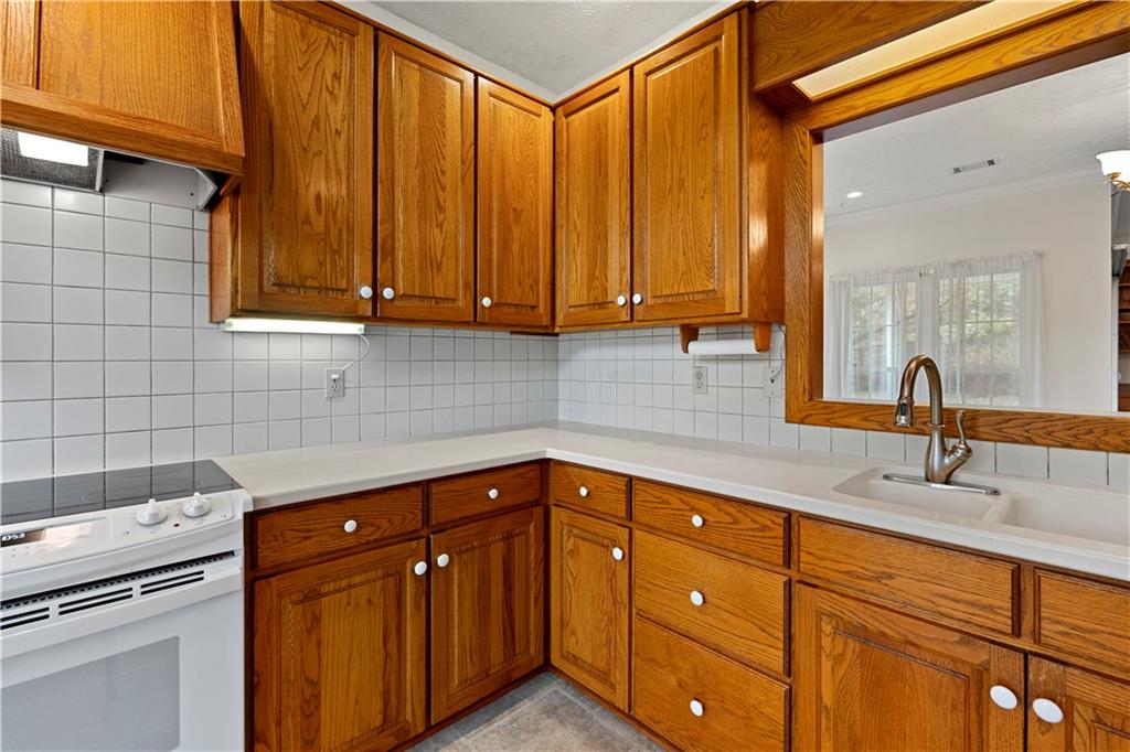 522 S Prewitt Street Property Photo 11
