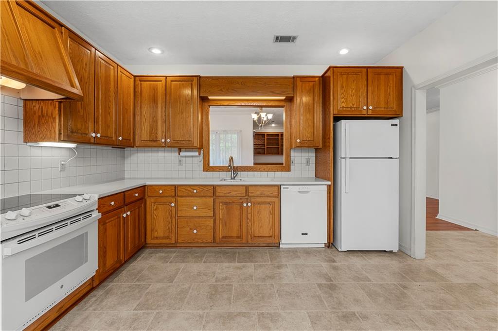 522 S Prewitt Street Property Photo 13