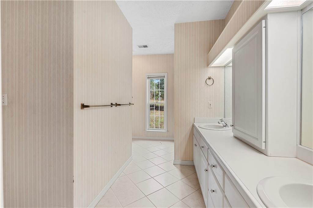 522 S Prewitt Street Property Photo 35