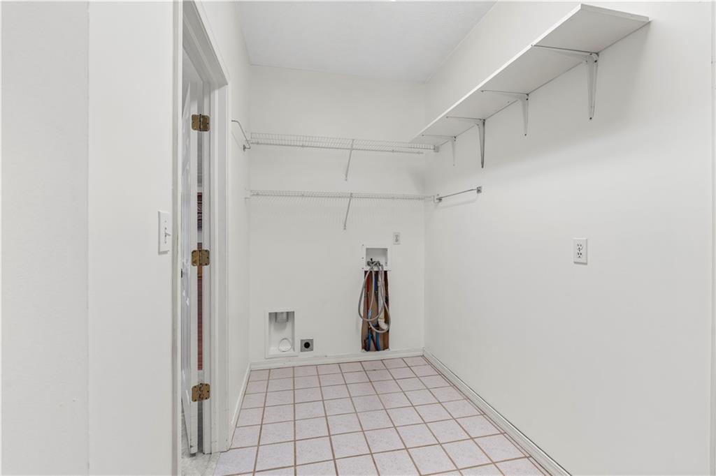 522 S Prewitt Street Property Photo 46