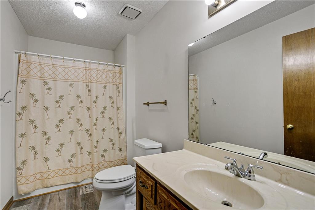 8214 E 189th Terrace Property Photo 20