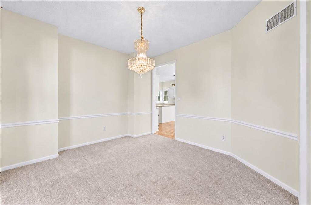 13721 Manor Road Property Photo 8
