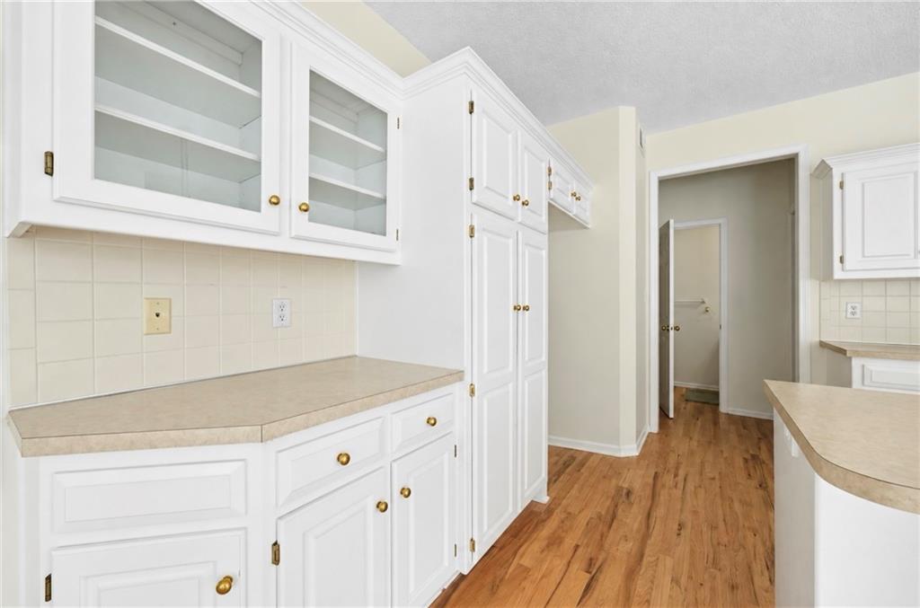 13721 Manor Road Property Photo 11