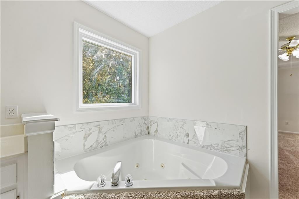13721 Manor Road Property Photo 19