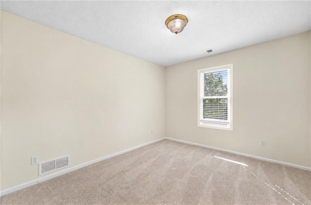 13721 Manor Road Property Photo 23