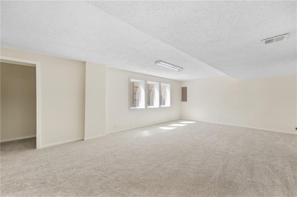 13721 Manor Road Property Photo 36