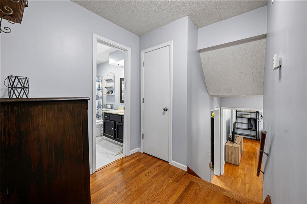 506 S Mulberry Street Property Photo 27