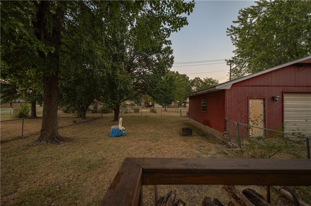 2206 W 1st Street Property Photo 13