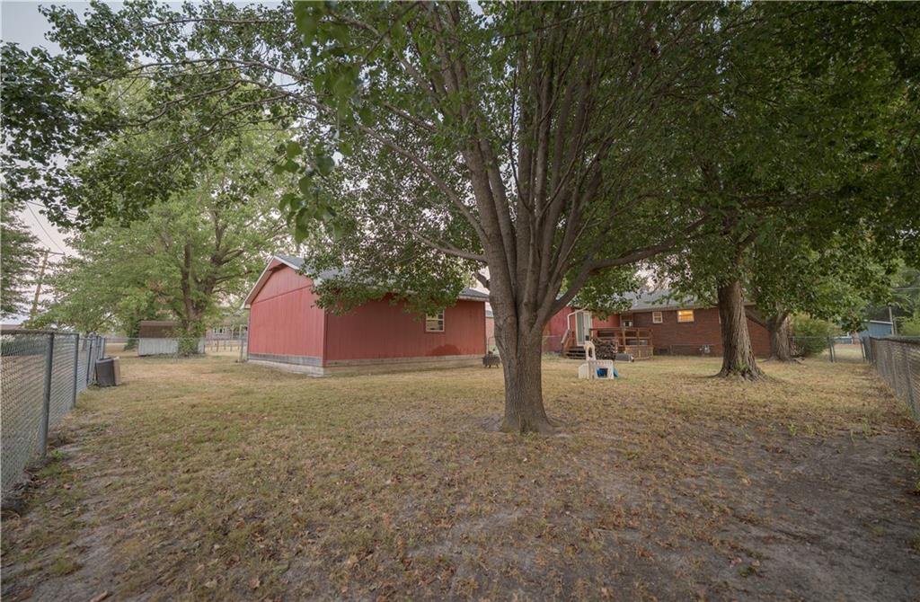 2206 W 1st Street Property Photo 15