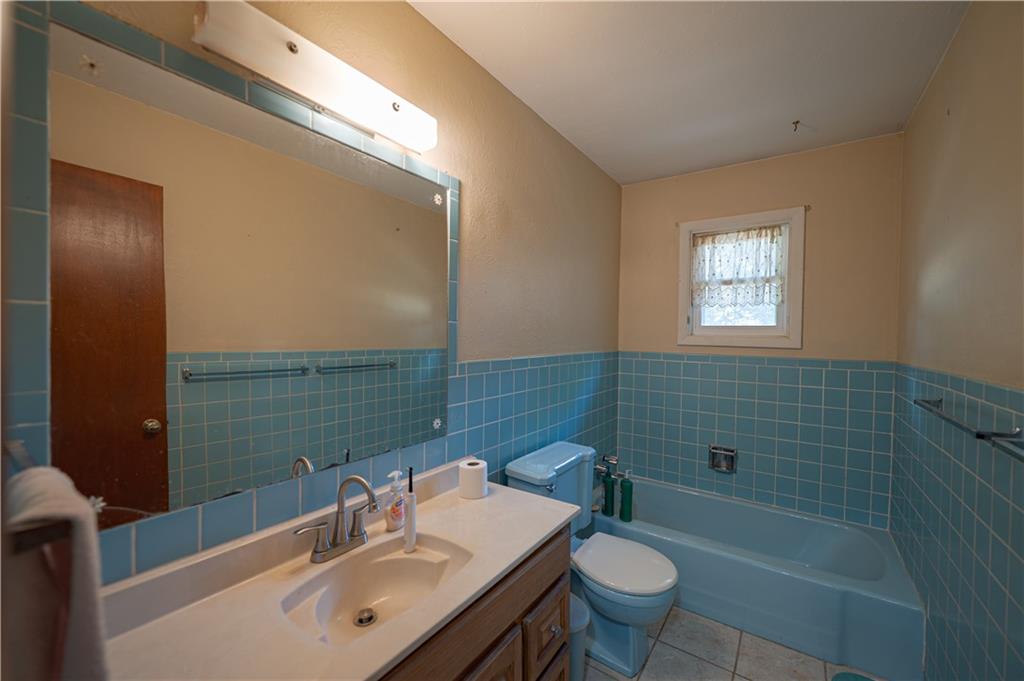 2206 W 1st Street Property Photo 34