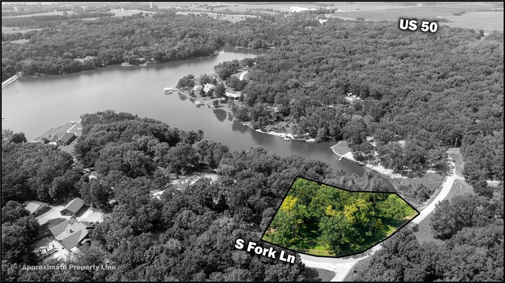 1040 S Fork Lane Property Photo 2