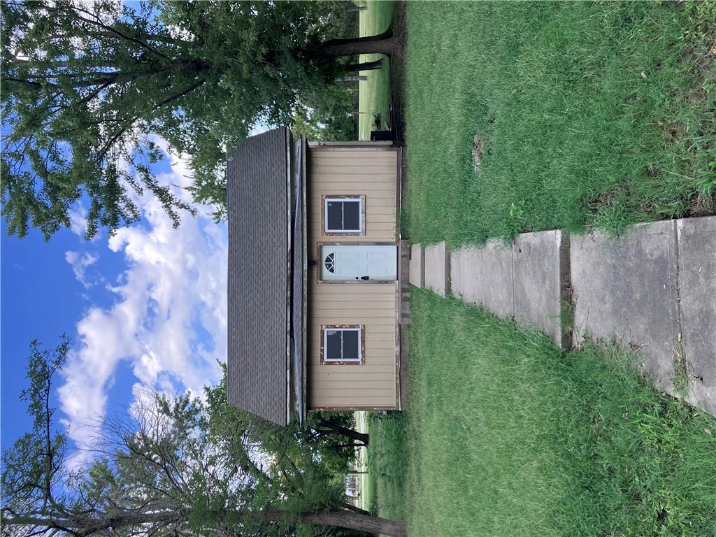 108 W Kansas Avenue Property Photo 1