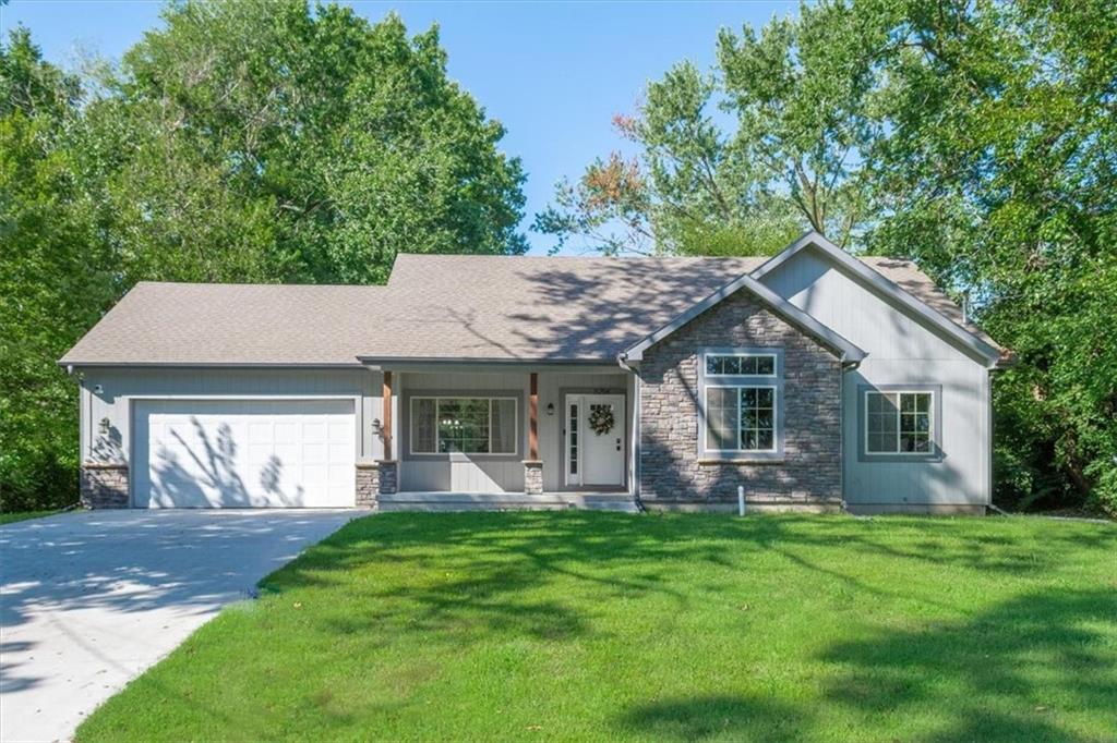 6254 WEBSTER Avenue Property Photo 1