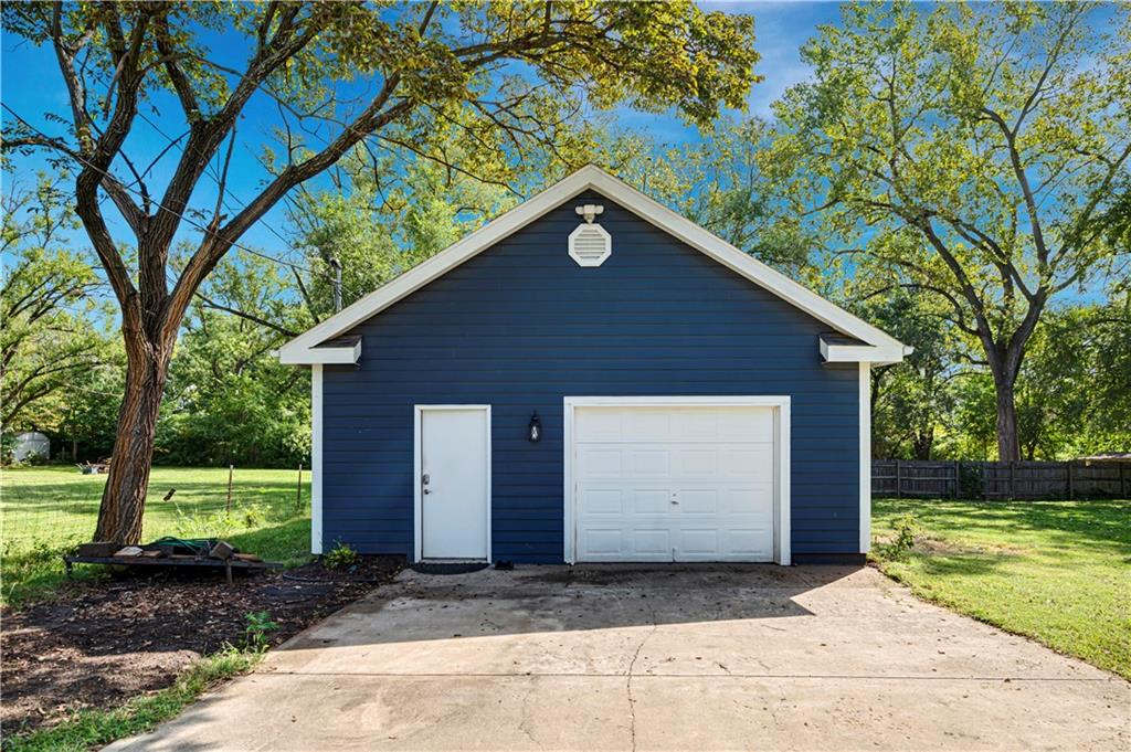 8699 Penner Avenue Property Photo 45