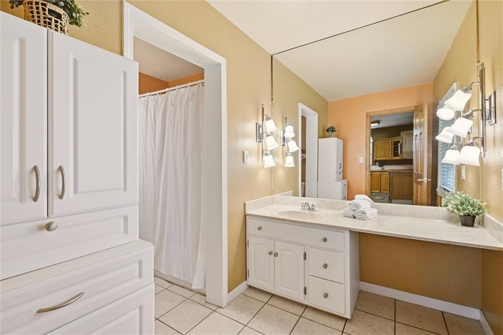 11411 E Norledge Street Property Photo 23