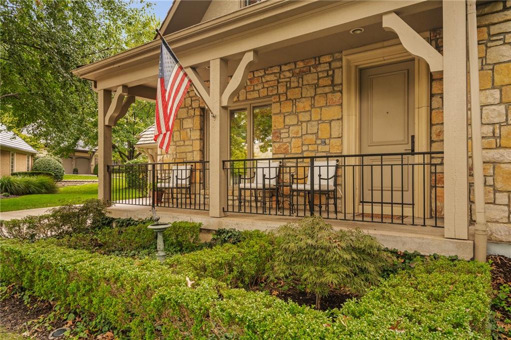 61 Le Mans Court Property Photo 9