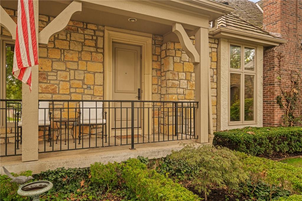 61 Le Mans Court Property Photo 10